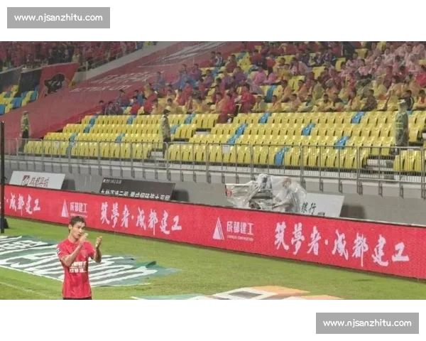 田径赛场争议判罚引发舆论热议运动精神再受考验
